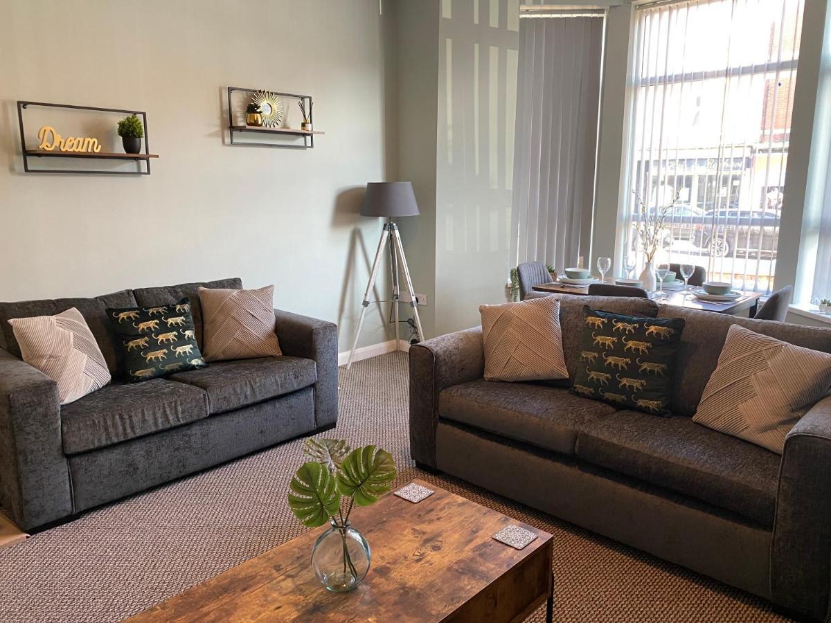 Blackpool Sleepover Apartment 1 Free Parking Sleeps 6 Экстерьер фото