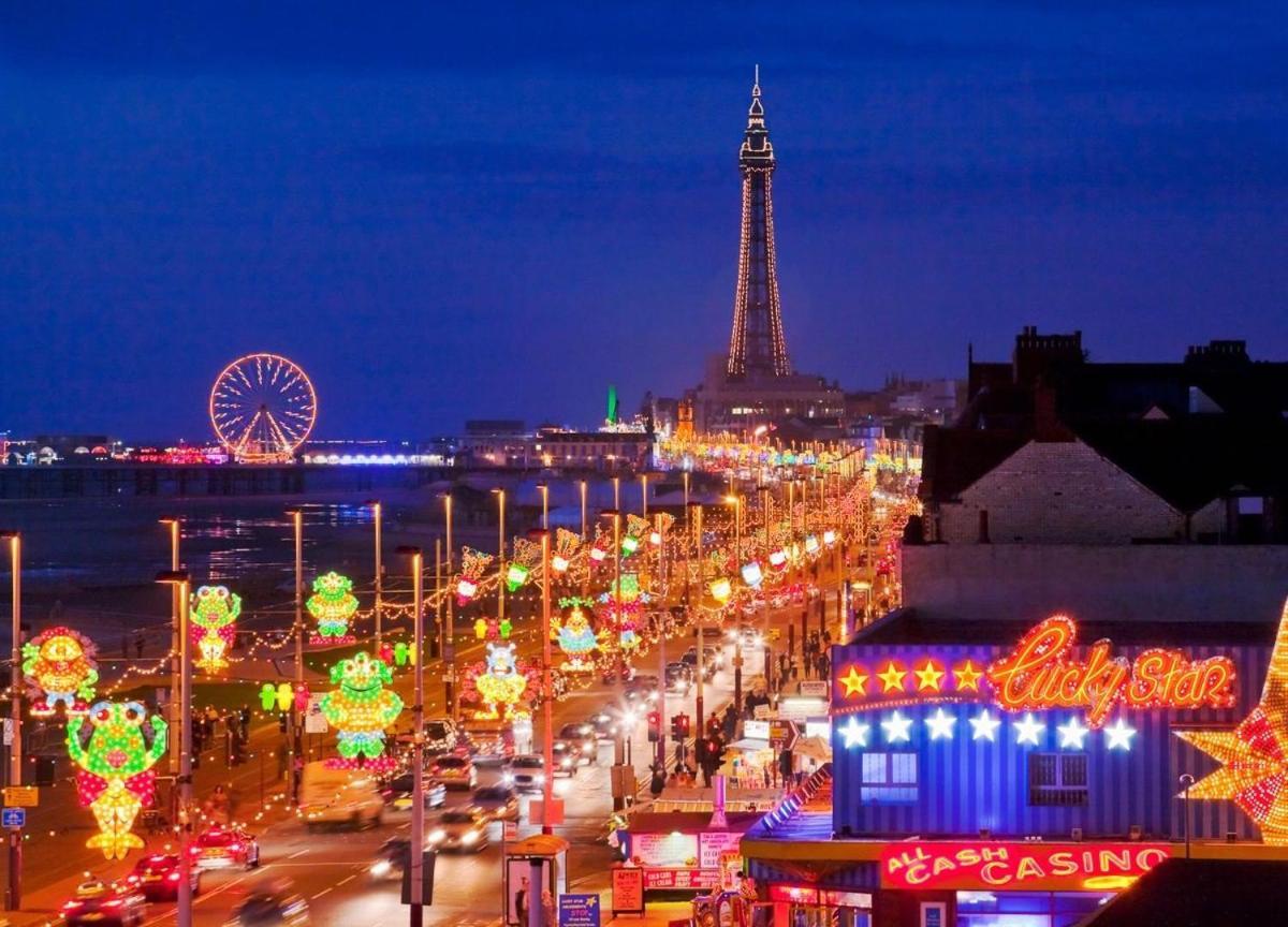 Blackpool Sleepover Apartment 1 Free Parking Sleeps 6 Экстерьер фото