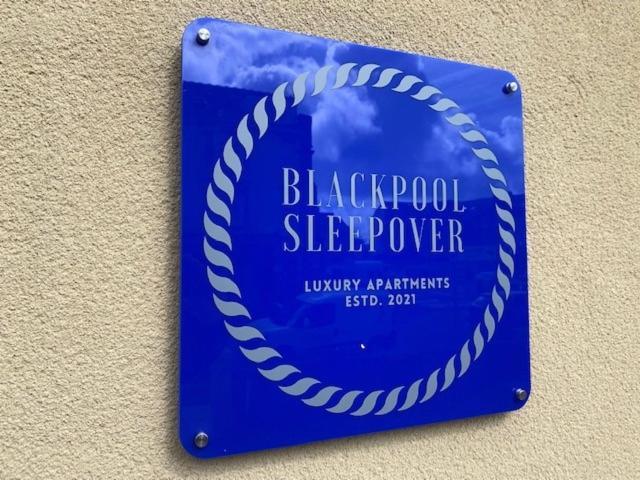 Blackpool Sleepover Apartment 1 Free Parking Sleeps 6 Экстерьер фото